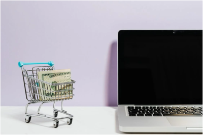 Staying Ahead of the Curve: 8 Tips for Adapting to Trends in the E-commerce Industry 
