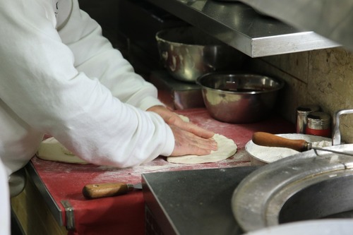 Top tips and tricks for making authentic pinsa
