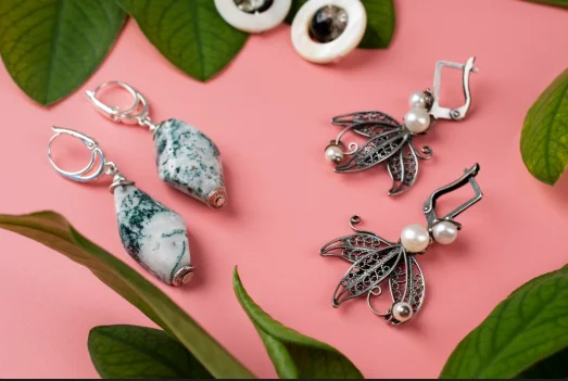 Different Types of Earrings and When to Wear Them